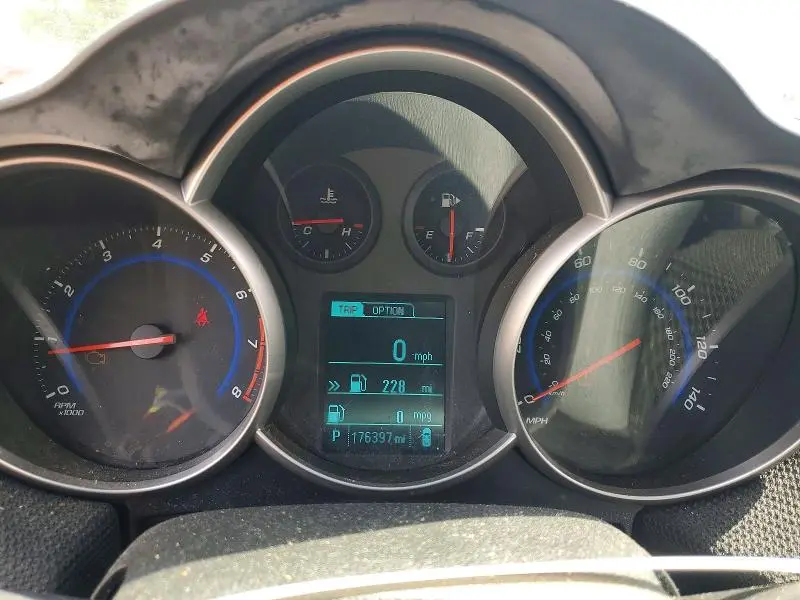 2013 CHEVROLET CRUZE LT  