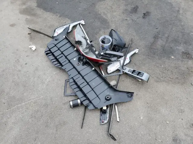 2012 TOYOTA CAMRY HYBRID  