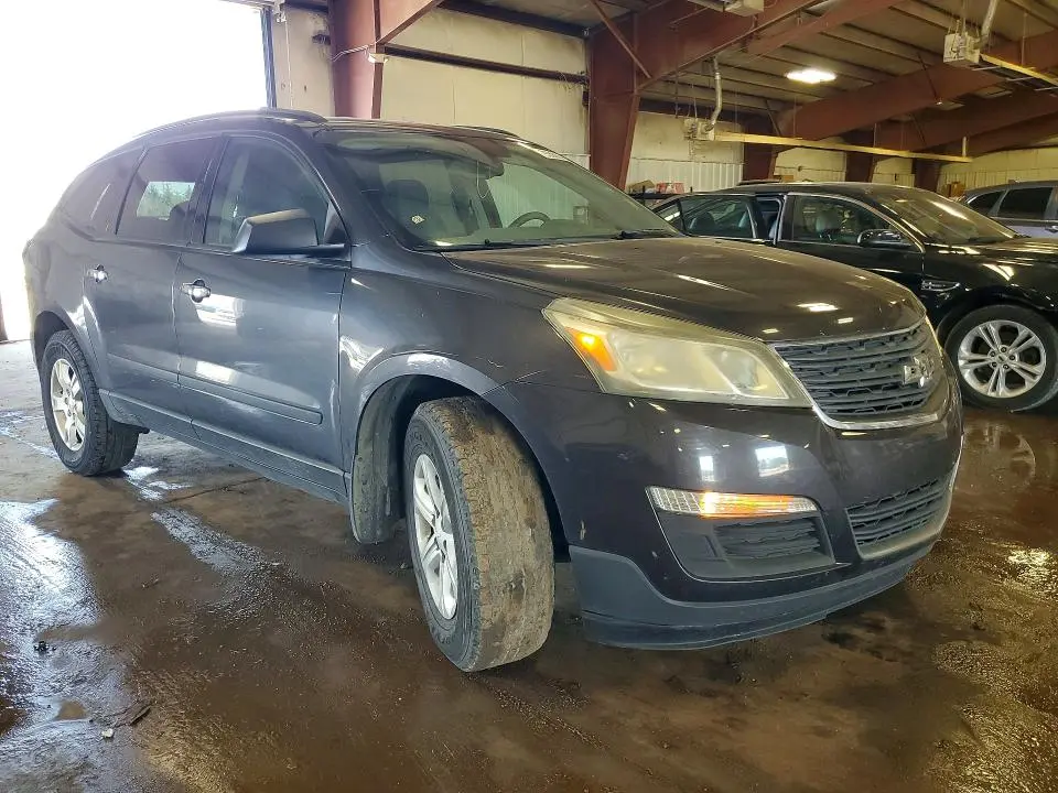 2013 CHEVROLET TRAVERSE LS  