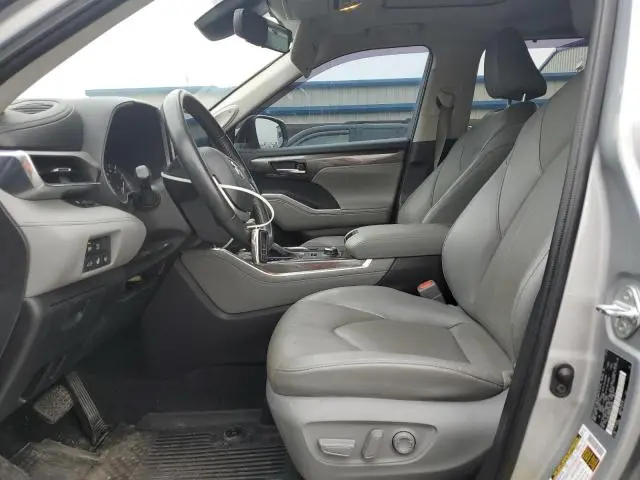 2022 TOYOTA HIGHLANDER LIMITED  