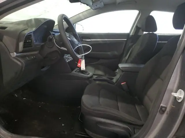 2020 HYUNDAI ELANTRA SE  
