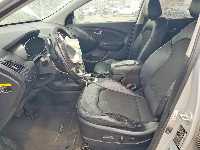 2014 HYUNDAI TUCSON SE  