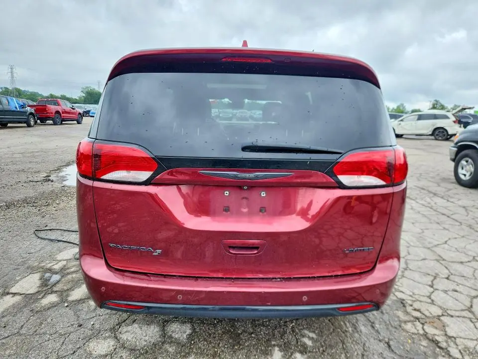 2018 CHRYSLER PACIFICA LIMITED  