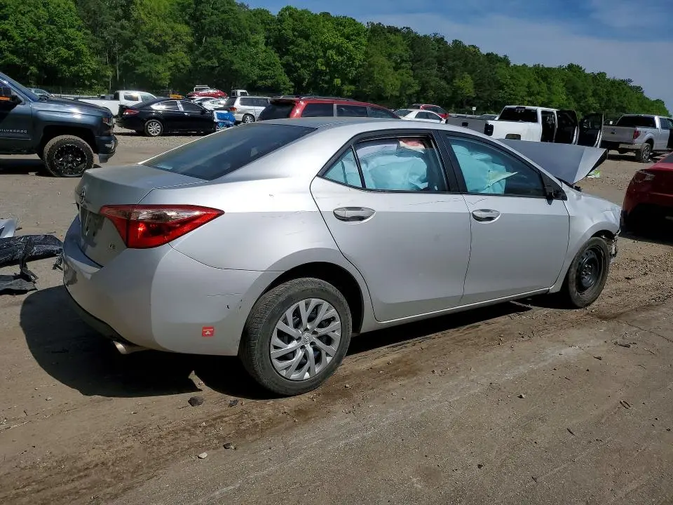 2018 TOYOTA COROLLA LE  