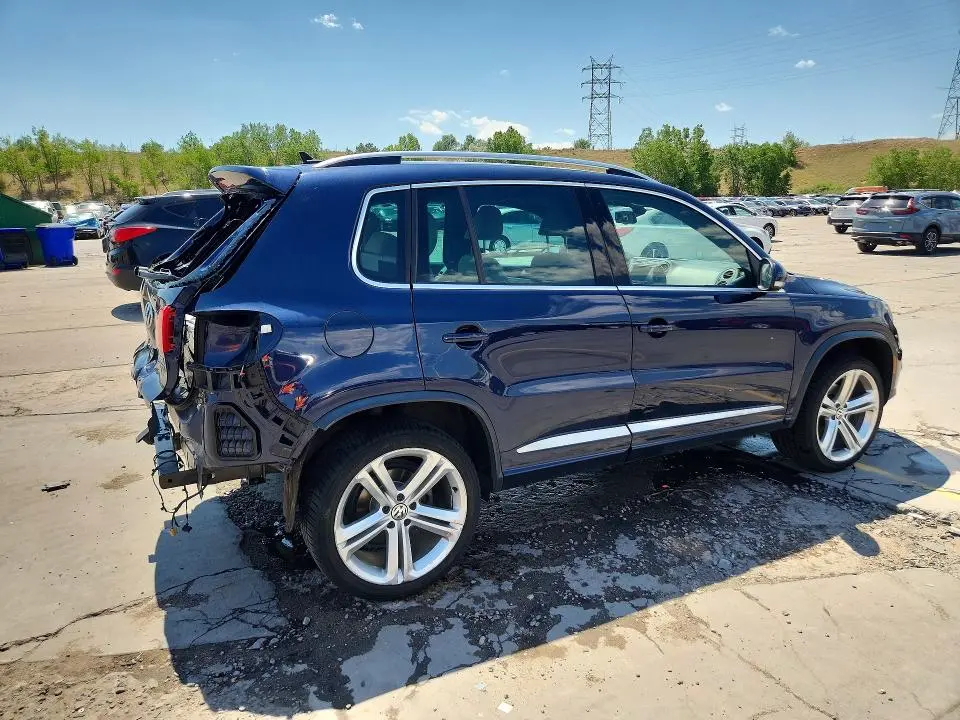 2016 VOLKSWAGEN TIGUAN S  