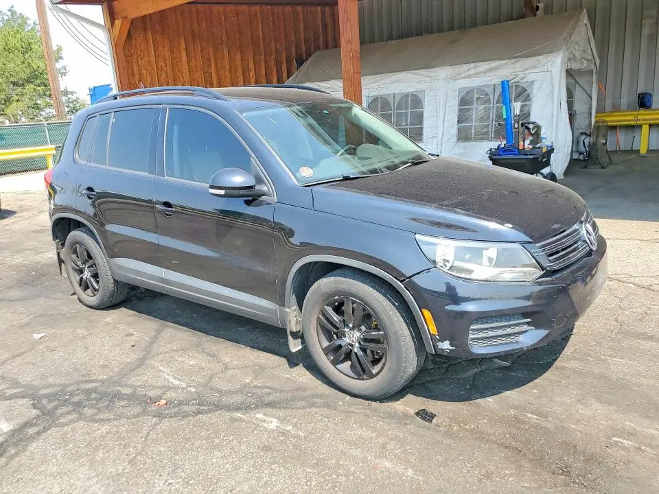 2017 VOLKSWAGEN TIGUAN S  