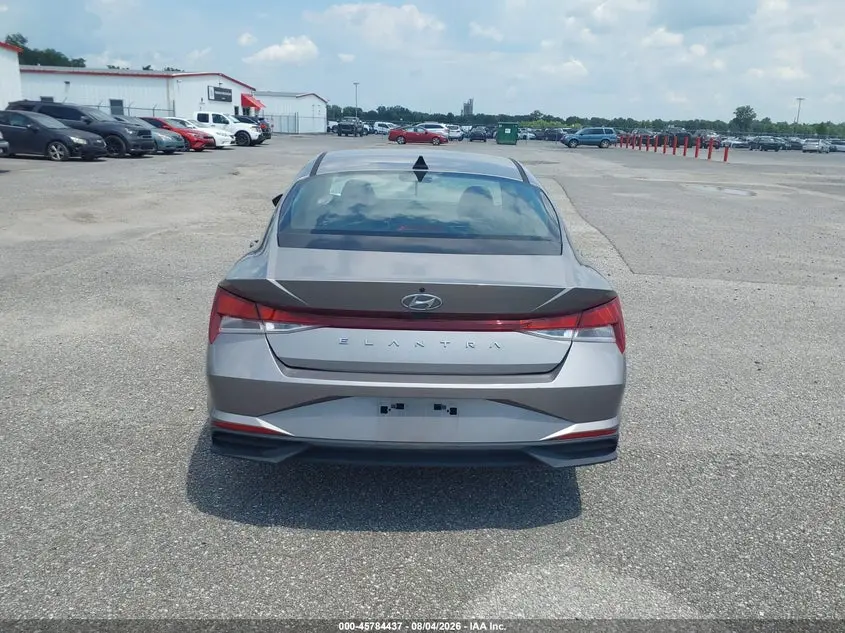 2023 HYUNDAI ELANTRA SE