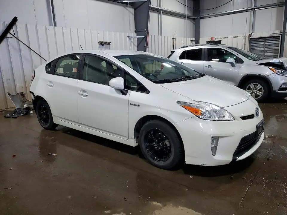 2012 TOYOTA PRIUS THREE  