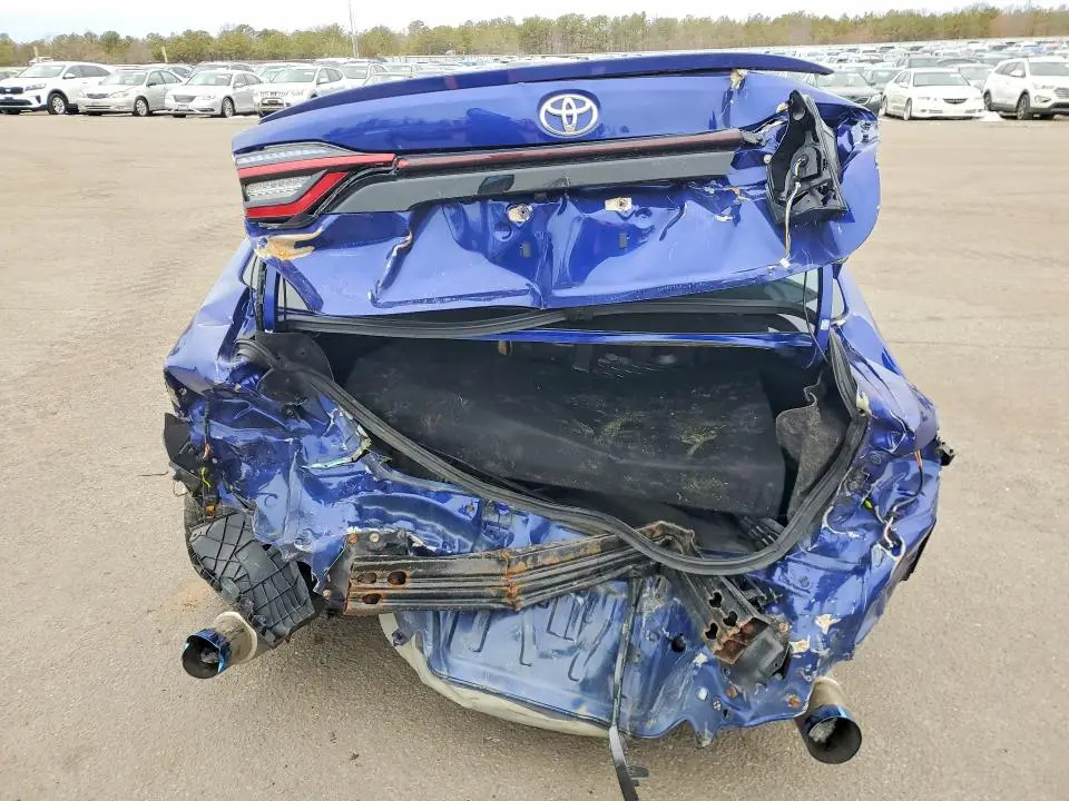2020 TOYOTA COROLLA SE  