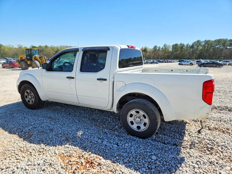 2014 NISSAN FRONTIER S  