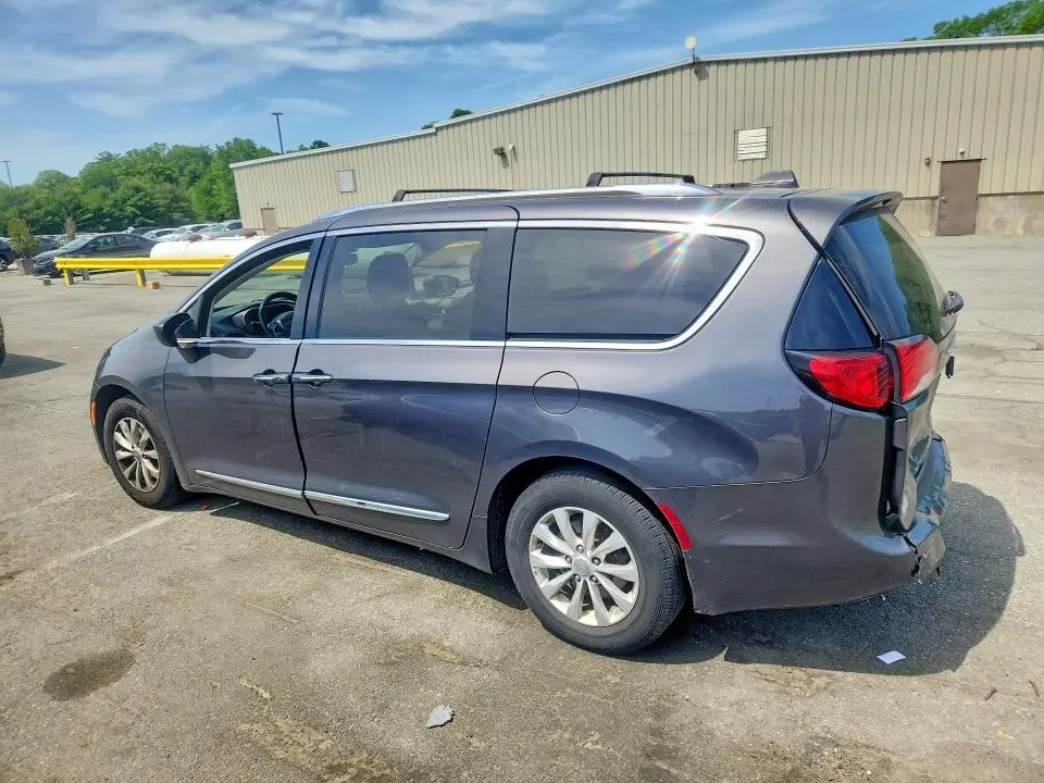 2019 CHRYSLER PACIFICA TOURING L  