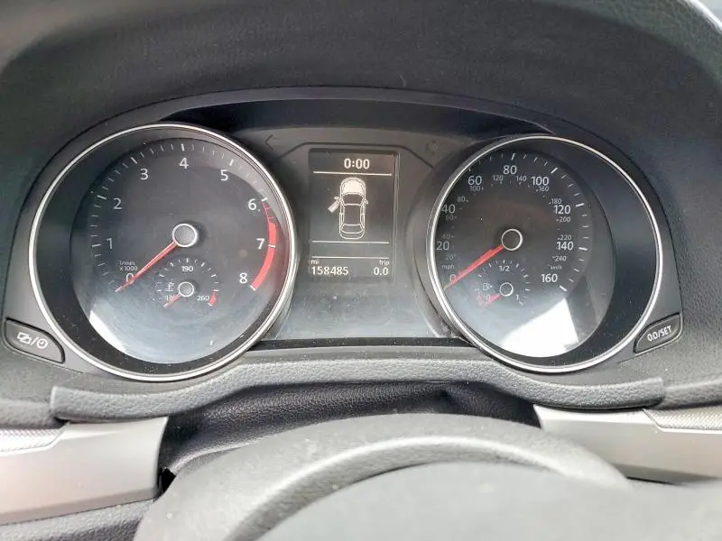 2016 VOLKSWAGEN PASSAT S  