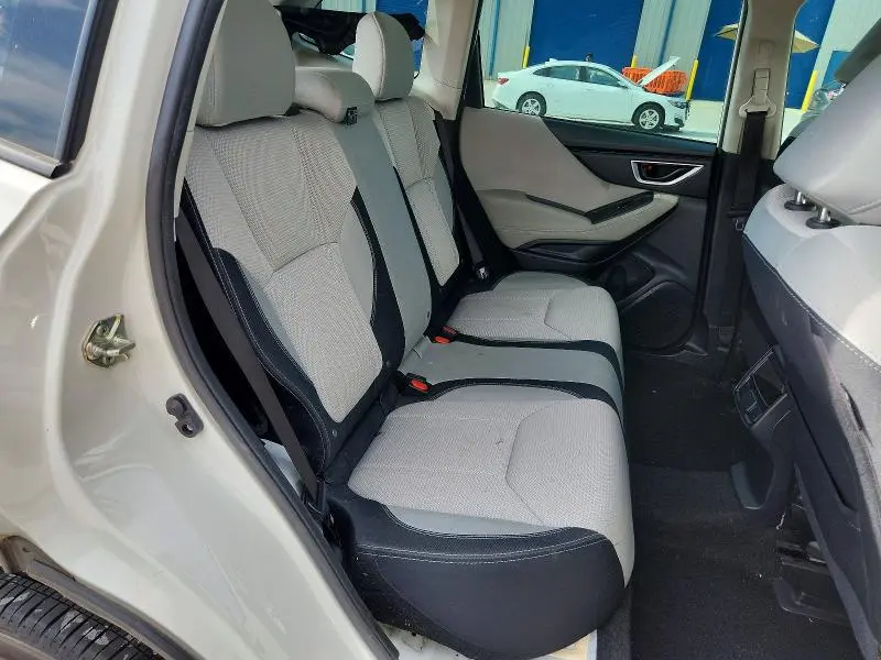 2022 SUBARU FORESTER   
