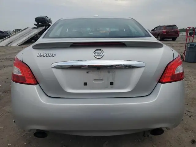 2010 NISSAN MAXIMA S  