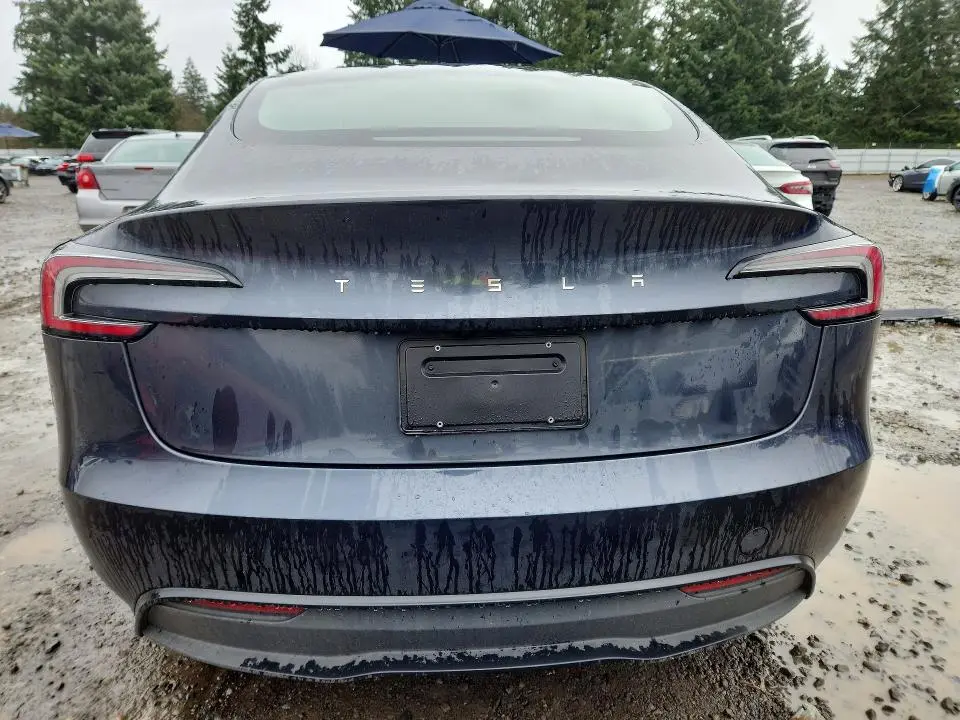 2024 TESLA MODEL 3   