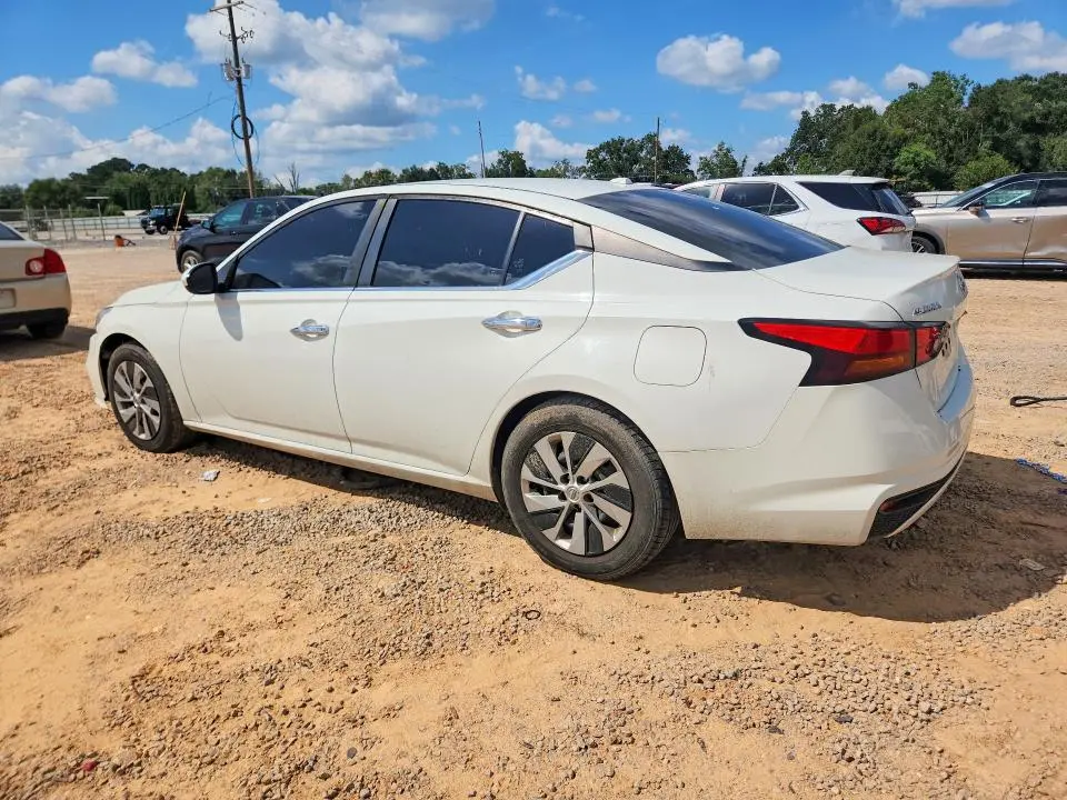 2019 NISSAN ALTIMA S  