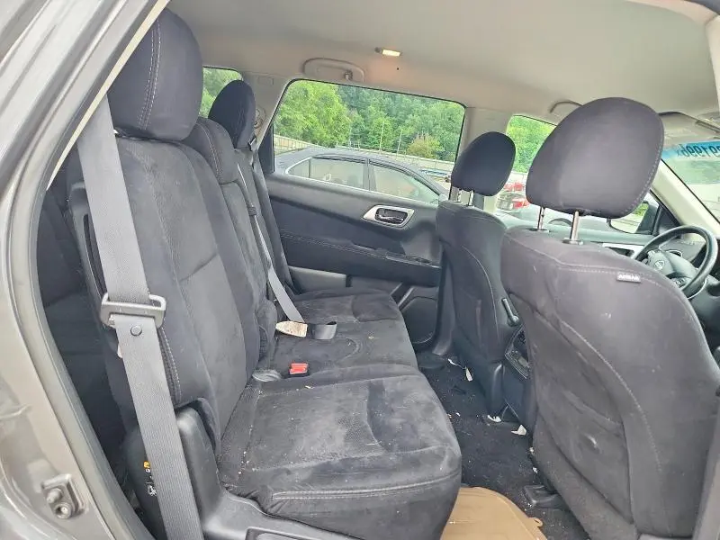 2015 NISSAN PATHFINDER SV  