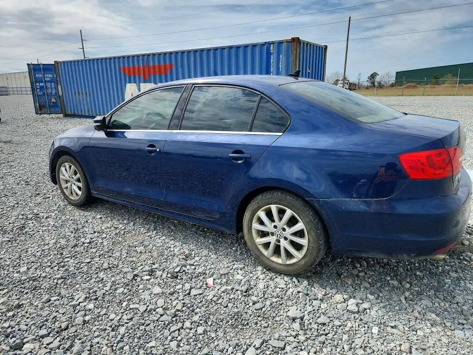 2014 VOLKSWAGEN JETTA SE  