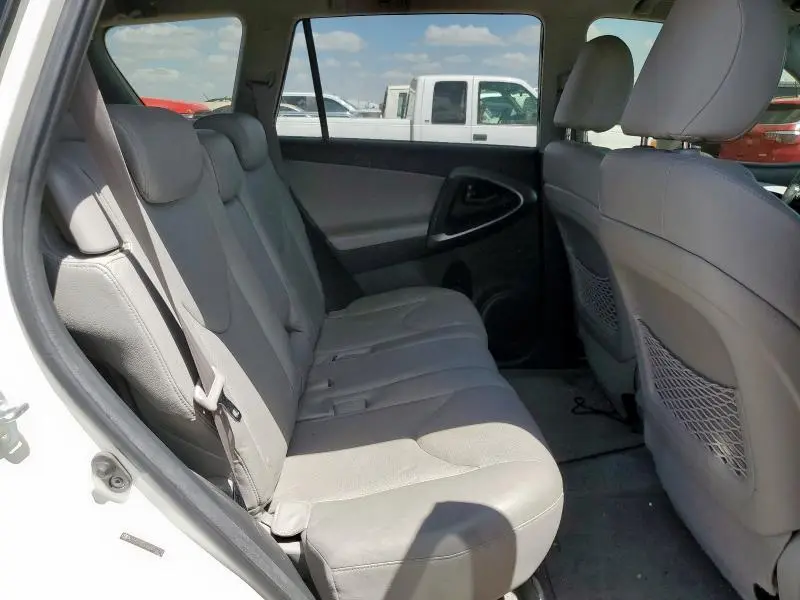 2010 TOYOTA RAV4 LIMITED  