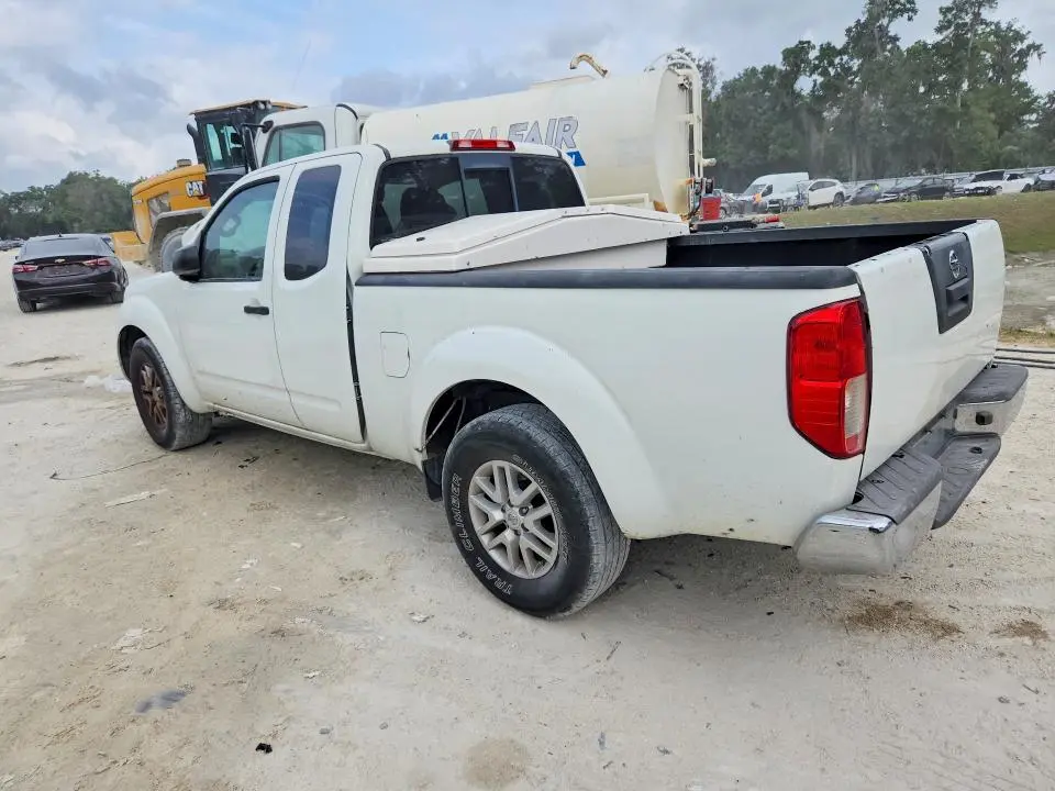 2014 NISSAN FRONTIER SV  