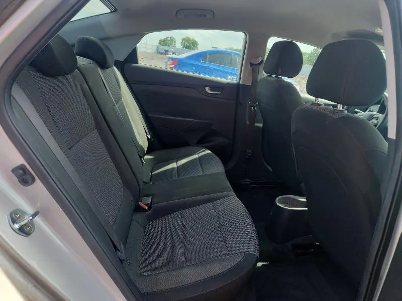 2022 HYUNDAI ACCENT SE  