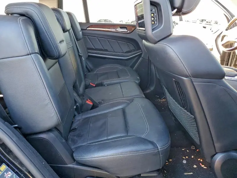2015 MERCEDES-BENZ GL 550 4MATIC  
