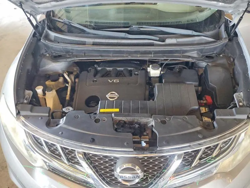 2011 NISSAN MURANO S  