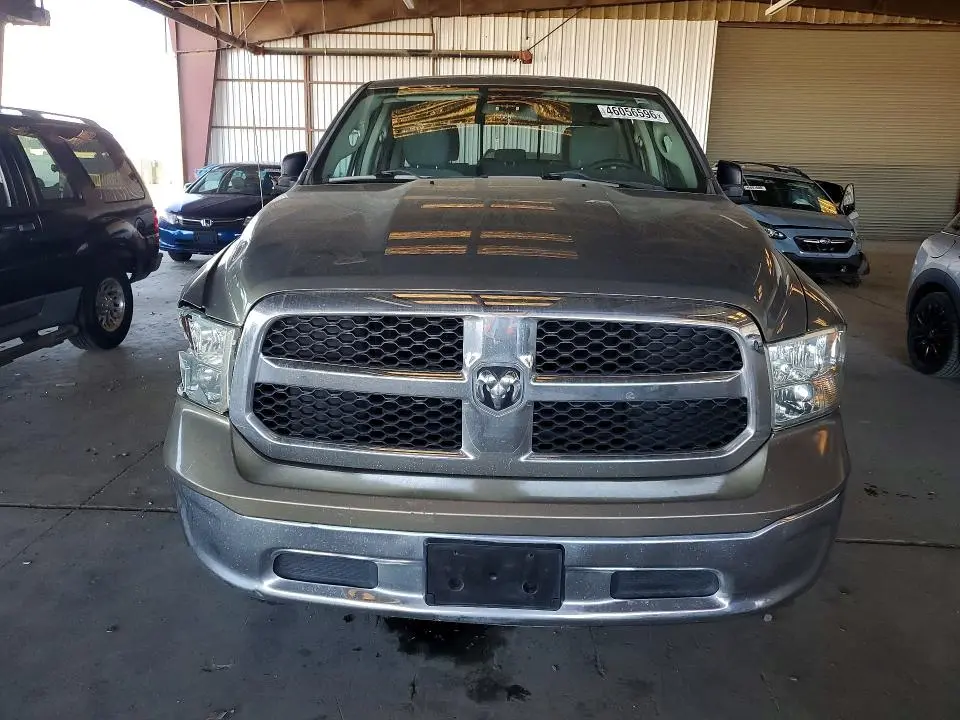 2013 RAM 1500 SLT  