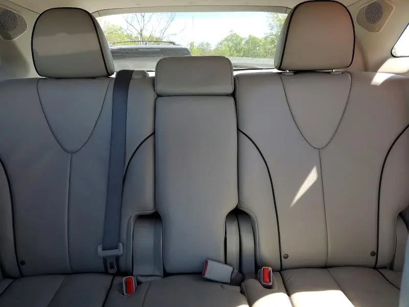 2011 TOYOTA VENZA AWD V6  