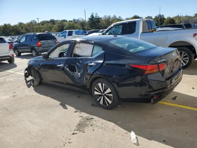 2021 NISSAN ALTIMA SV  