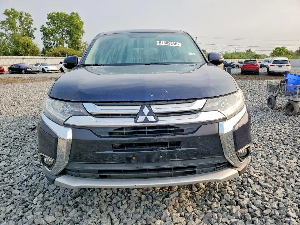 2016 MITSUBISHI OUTLANDER SE  