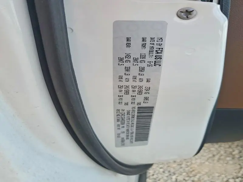 2017 CHRYSLER PACIFICA LIMITED  