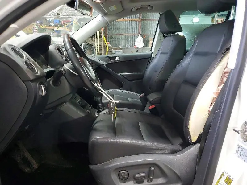 2017 VOLKSWAGEN TIGUAN WOLFSBURG  