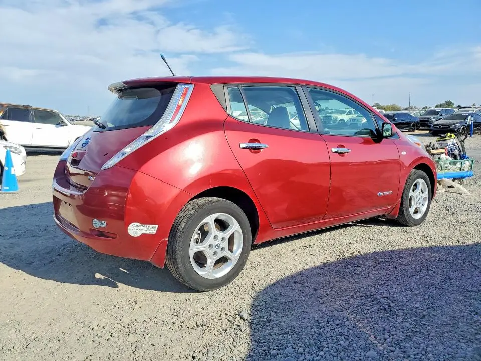2012 NISSAN LEAF SV  