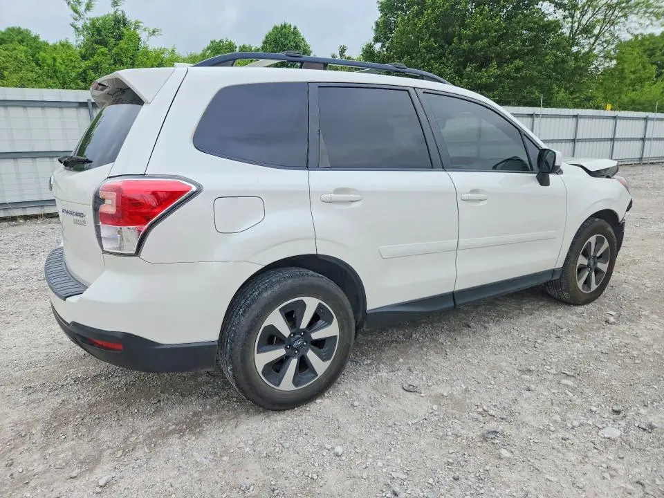 2017 SUBARU FORESTER 2.5I PREMIUM  
