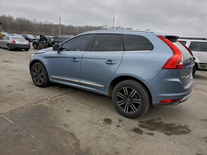 2017 VOLVO XC60 T5 DYNAMIC  