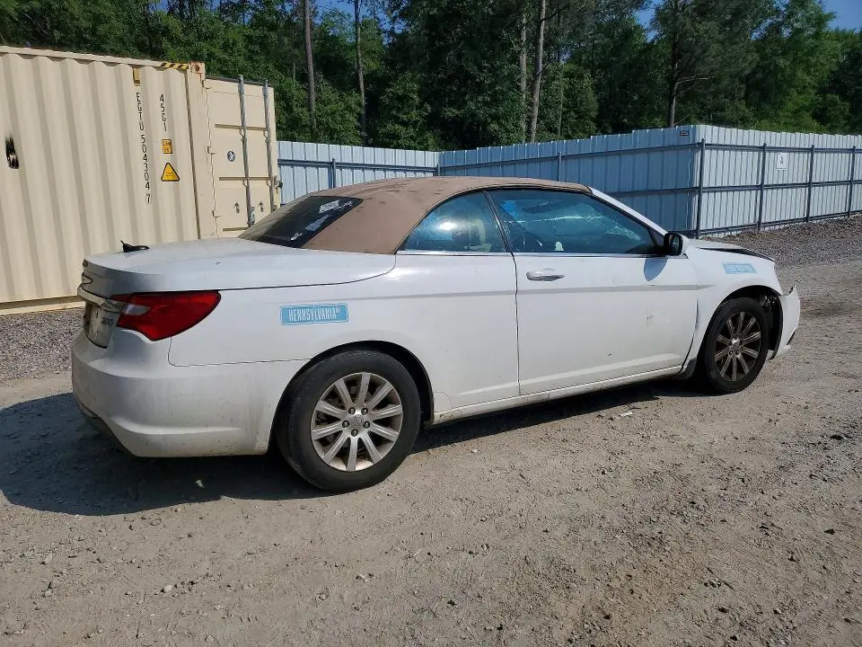 2011 CHRYSLER 200 TOURING  