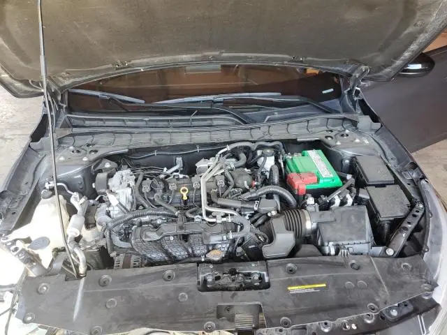 2021 NISSAN ALTIMA SR