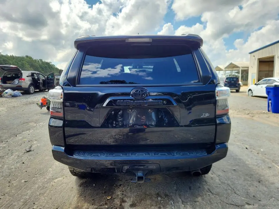 2017 TOYOTA 4RUNNER SR5  