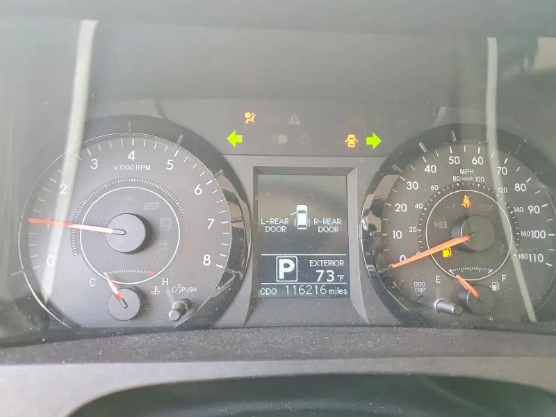 2017 TOYOTA SIENNA LE 8-PASSENGER  