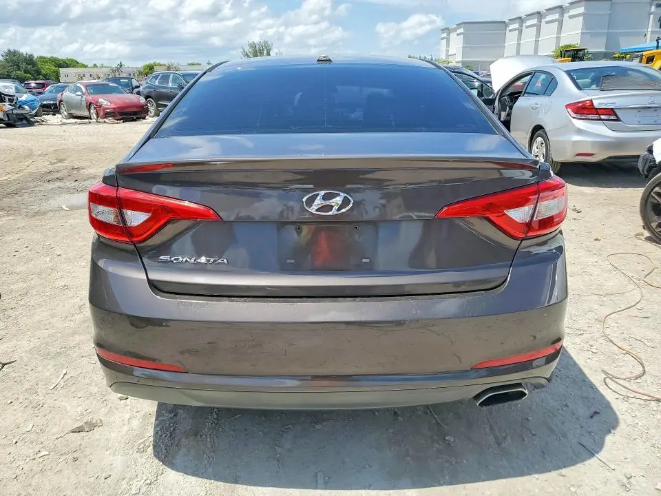 2015 HYUNDAI SONATA SE  