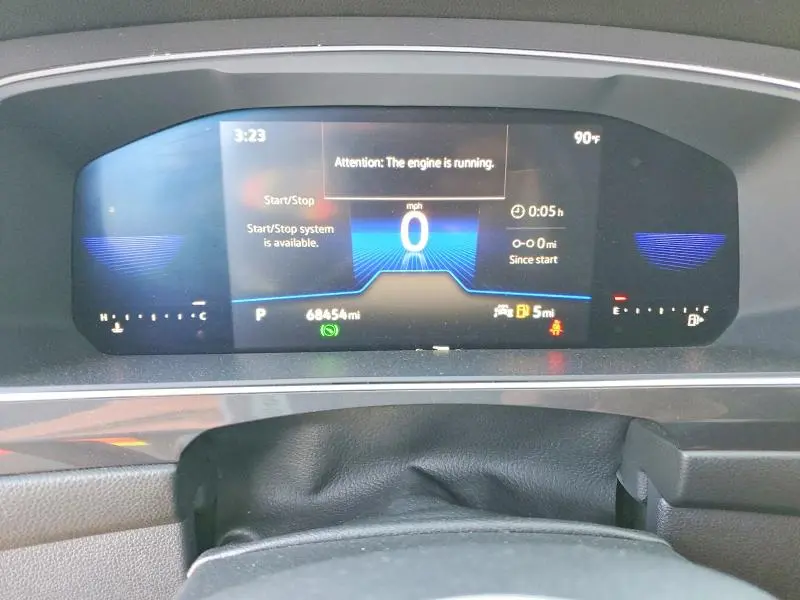 2022 VOLKSWAGEN TIGUAN SE  