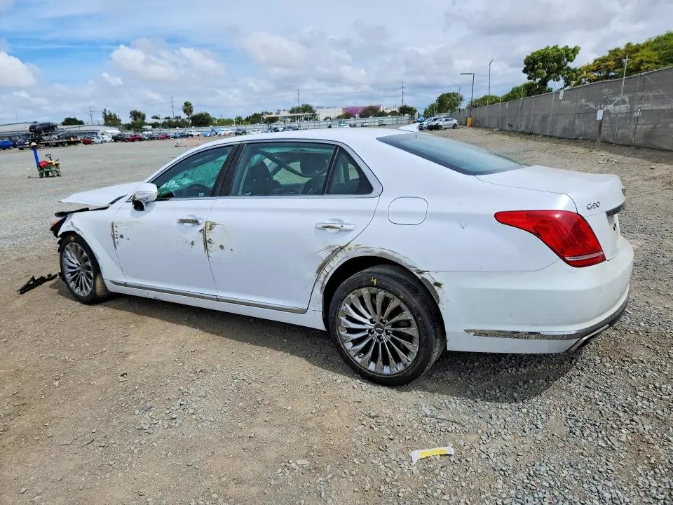 2018 GENESIS G90 PREMIUM  