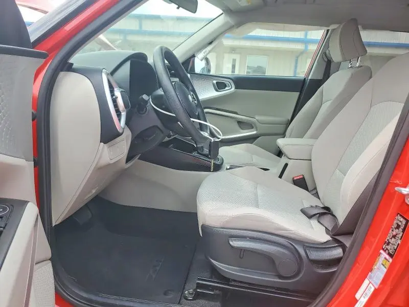 2020 KIA SOUL LX  