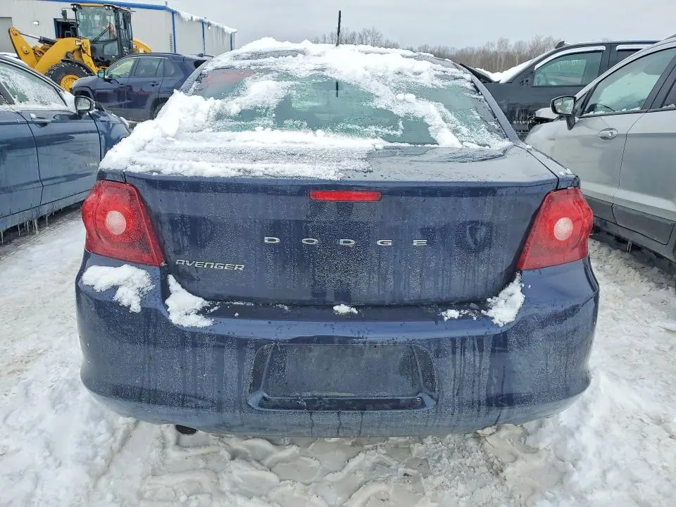 2014 DODGE AVENGER SE  