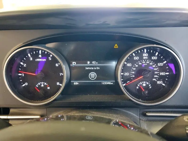 2022 KIA CARNIVAL LX  