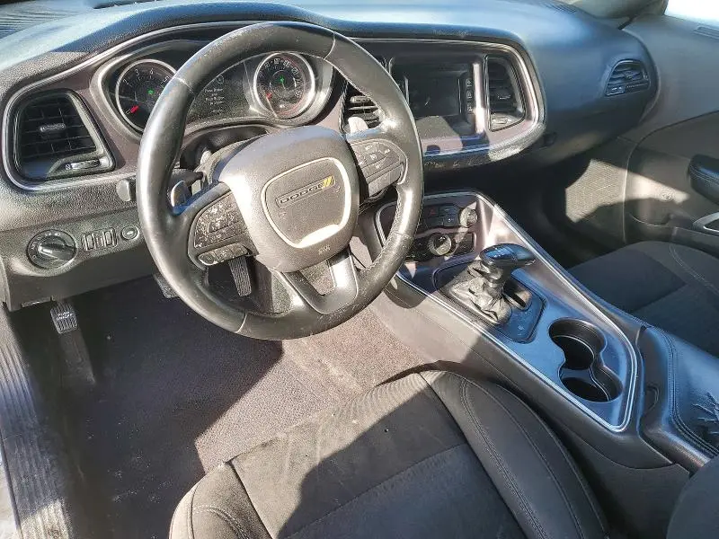 2016 DODGE CHALLENGER SXT  