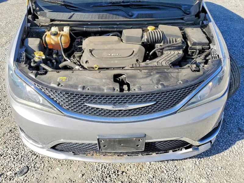 2017 CHRYSLER PACIFICA TOURING L  