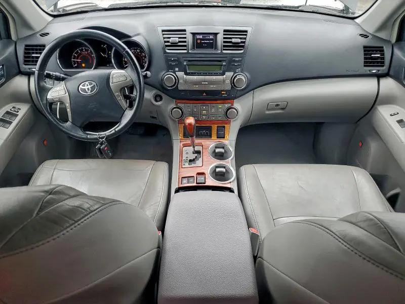 2010 TOYOTA HIGHLANDER LIMITED  