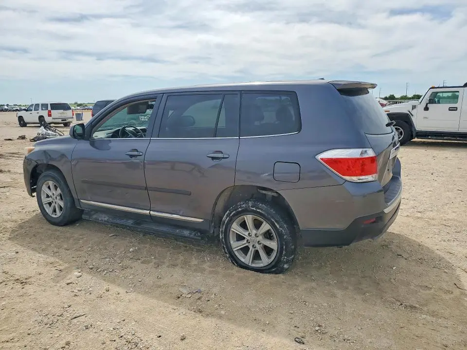 2012 TOYOTA HIGHLANDER BASE  
